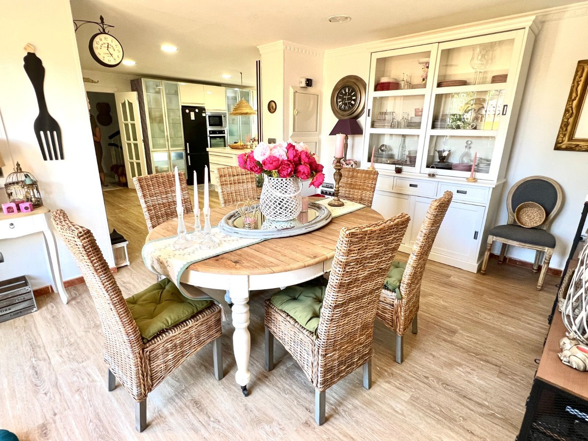 5 Bed Townhouse for sale in Rincón De La Victoria Costa Del Sol East, Málaga, Spain