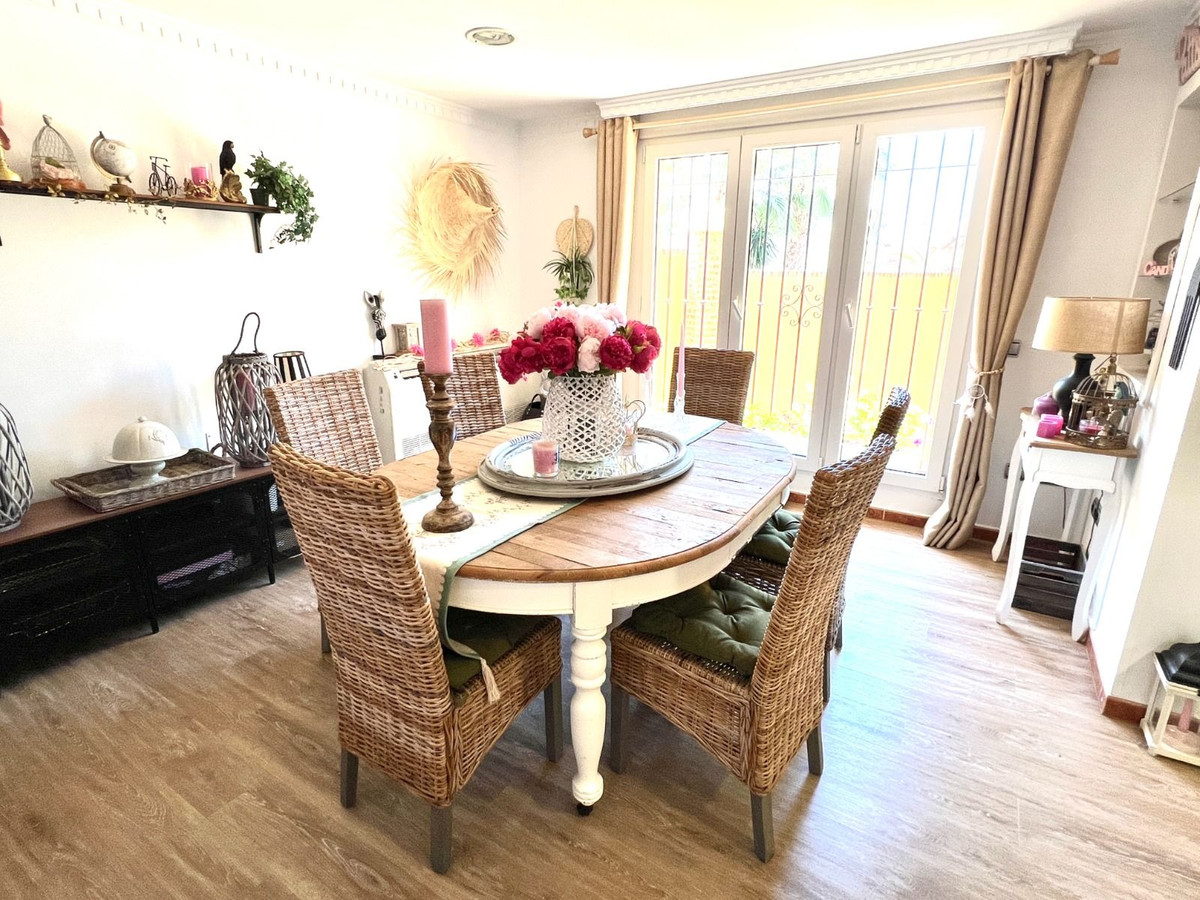 5 Bed Townhouse for sale in Rincón De La Victoria Costa Del Sol East, Málaga, Spain