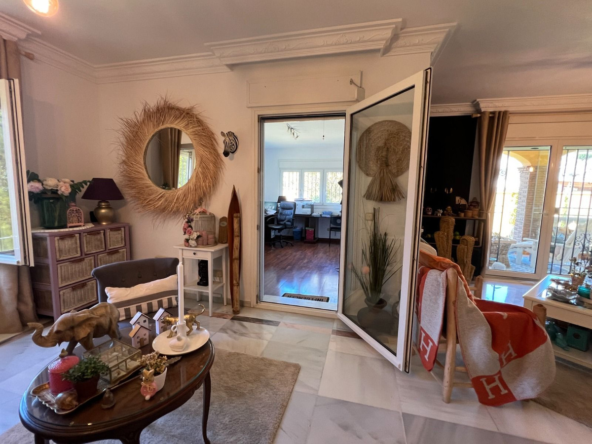 5 Bed Townhouse for sale in Rincón De La Victoria Costa Del Sol East, Málaga, Spain