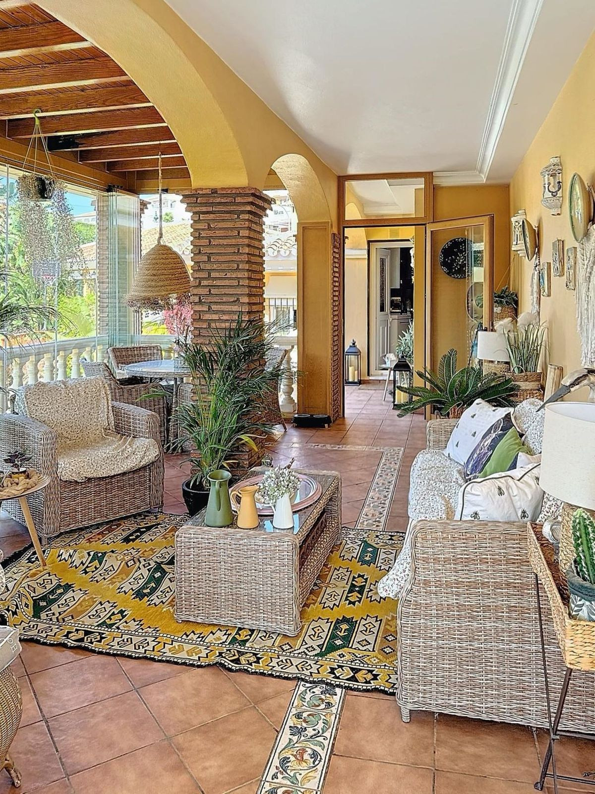 5 Bed Townhouse for sale in Rincón De La Victoria Costa Del Sol East, Málaga, Spain