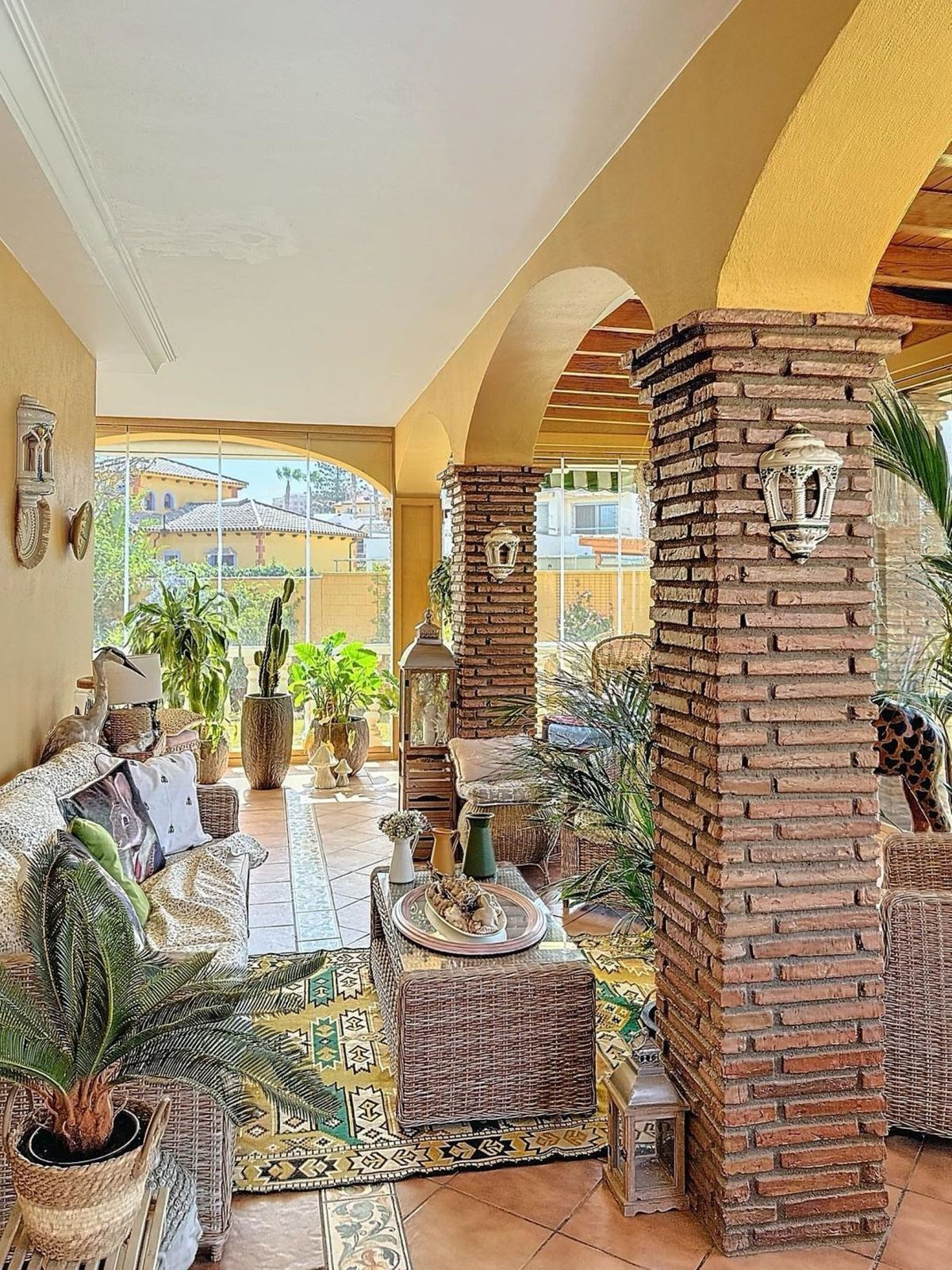 5 Bed Townhouse for sale in Rincón De La Victoria Costa Del Sol East, Málaga, Spain