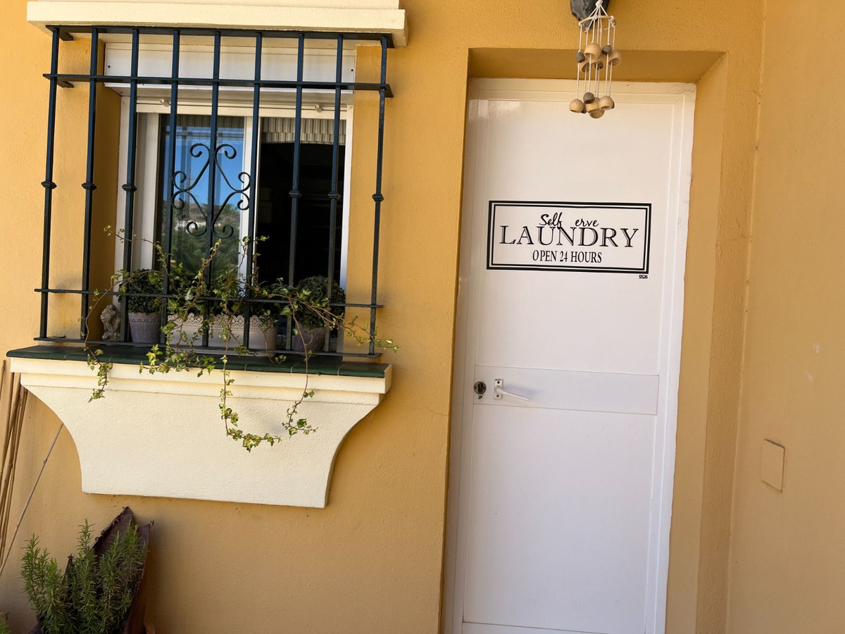 5 Bed Townhouse for sale in Rincón De La Victoria Costa Del Sol East, Málaga, Spain