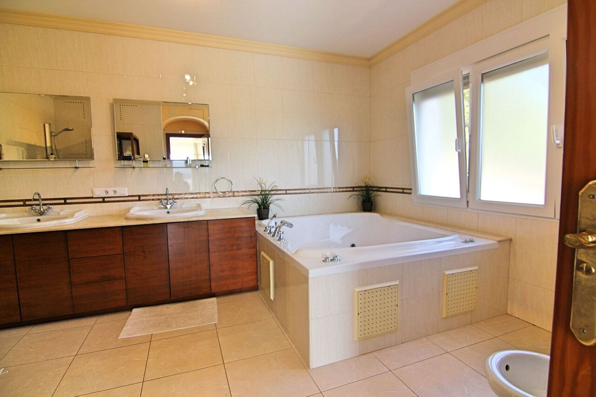 4 Bed Townhouse for sale in Javea Costa Blanca, Alicante, Spain