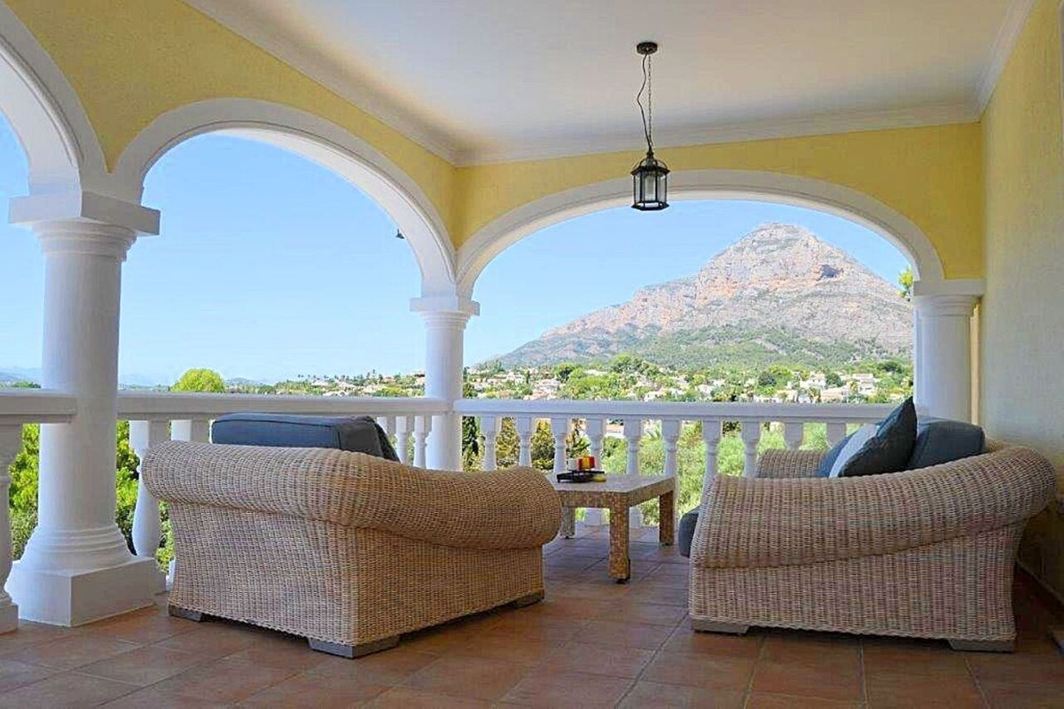 4 Bed Townhouse for sale in Javea Costa Blanca, Alicante, Spain