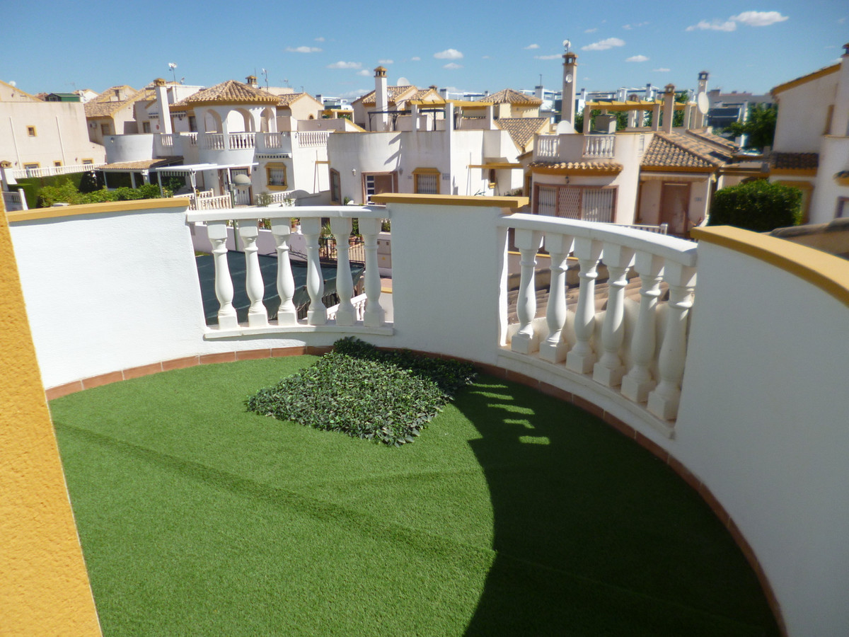 4 Bed Townhouse for sale in Pilar De La Horadada Costa Blanca, Alicante, Spain