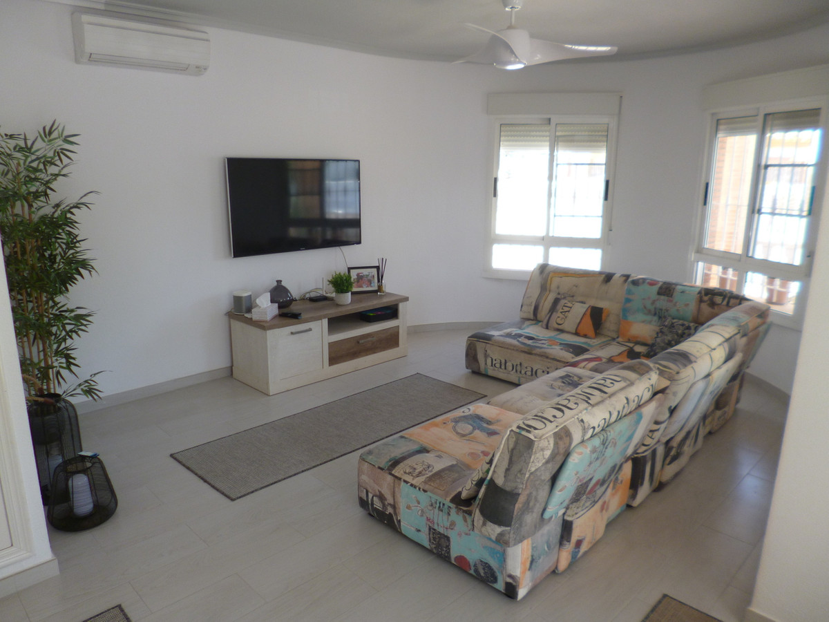 4 Bed Townhouse for sale in Pilar De La Horadada Costa Blanca, Alicante, Spain