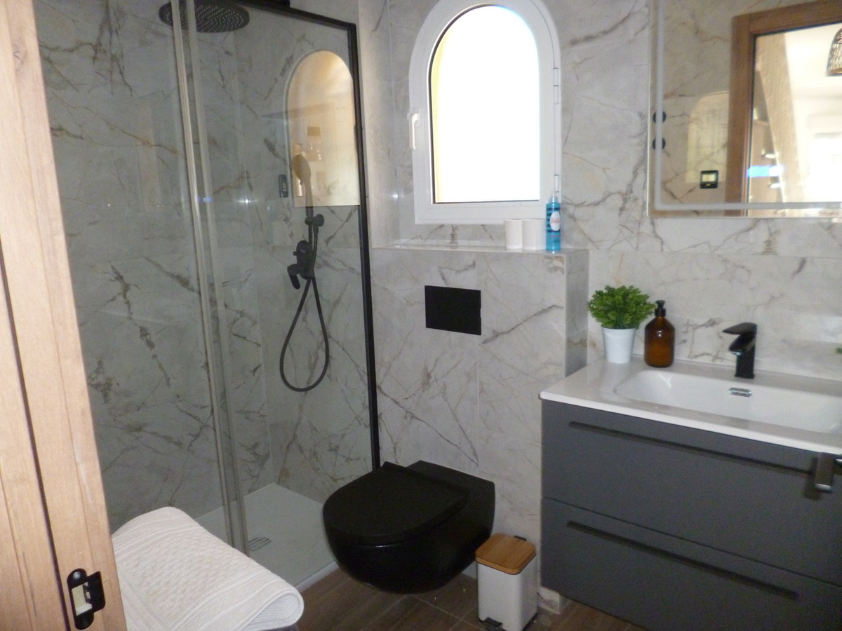 4 Bed Townhouse for sale in Pilar De La Horadada Costa Blanca, Alicante, Spain