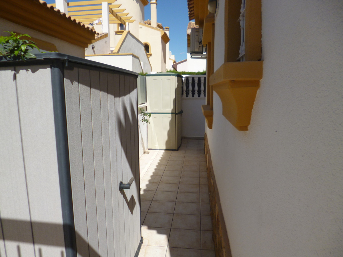 4 Bed Townhouse for sale in Pilar De La Horadada Costa Blanca, Alicante, Spain