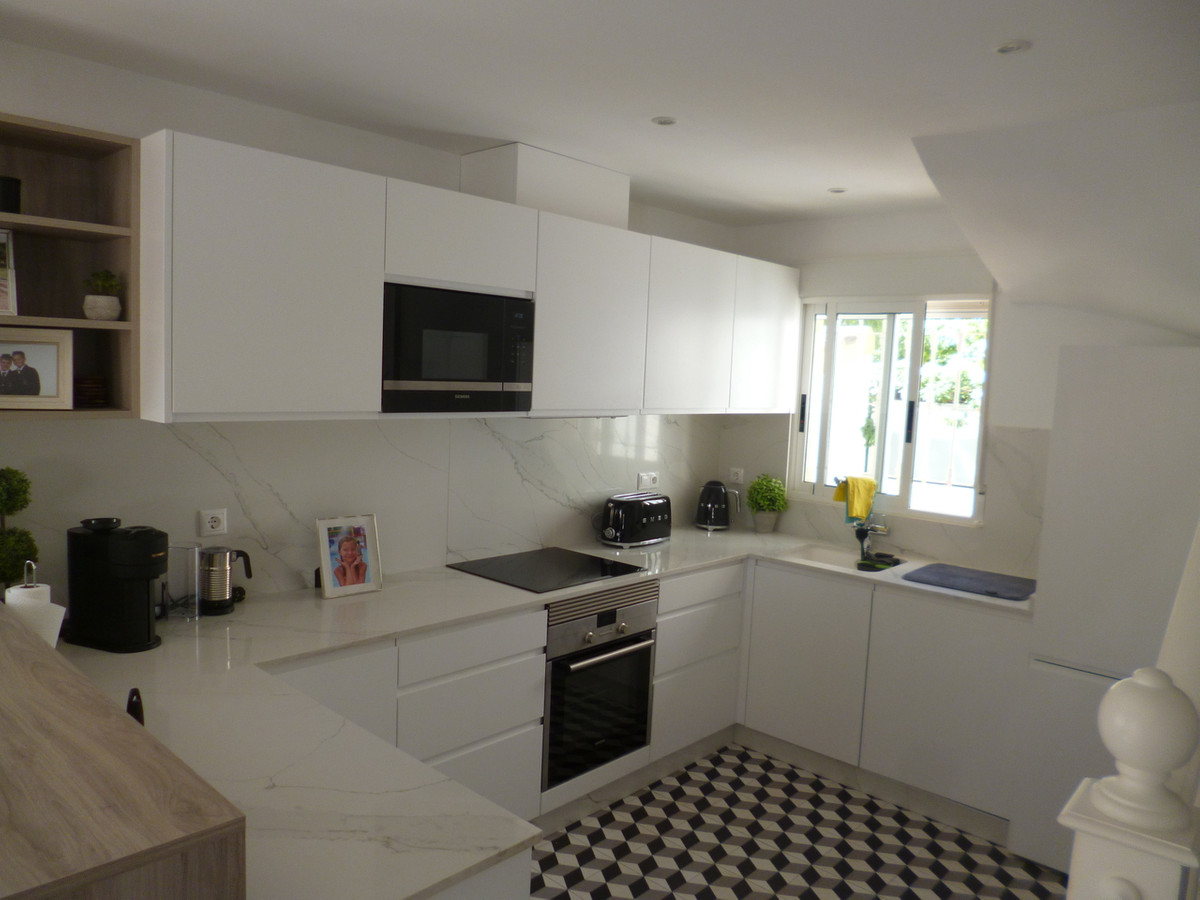 4 Bed Townhouse for sale in Pilar De La Horadada Costa Blanca, Alicante, Spain