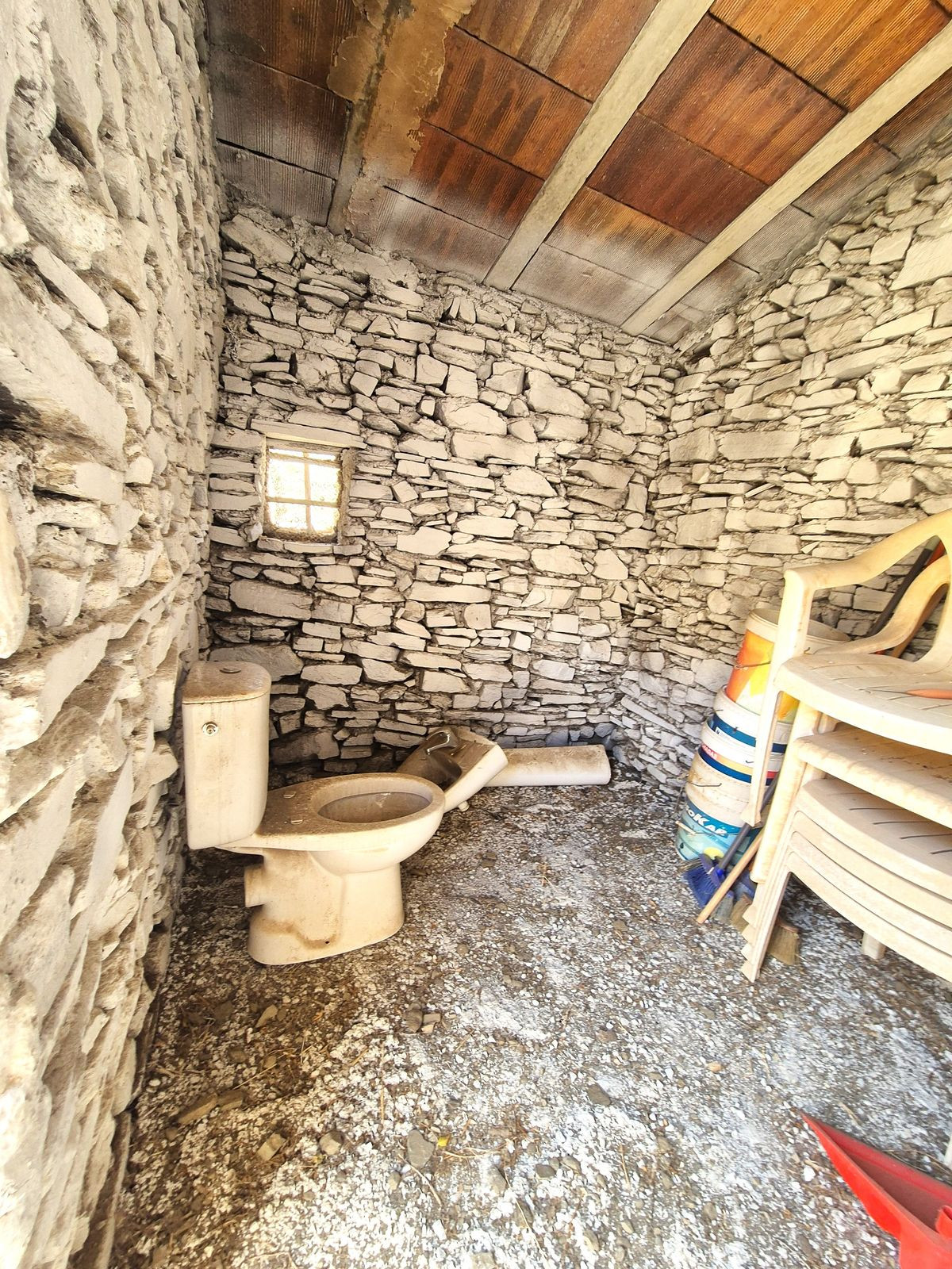 Se vende Finca - Cortijo de 2 dormitorios en Costa Del Sol East, Málaga, España