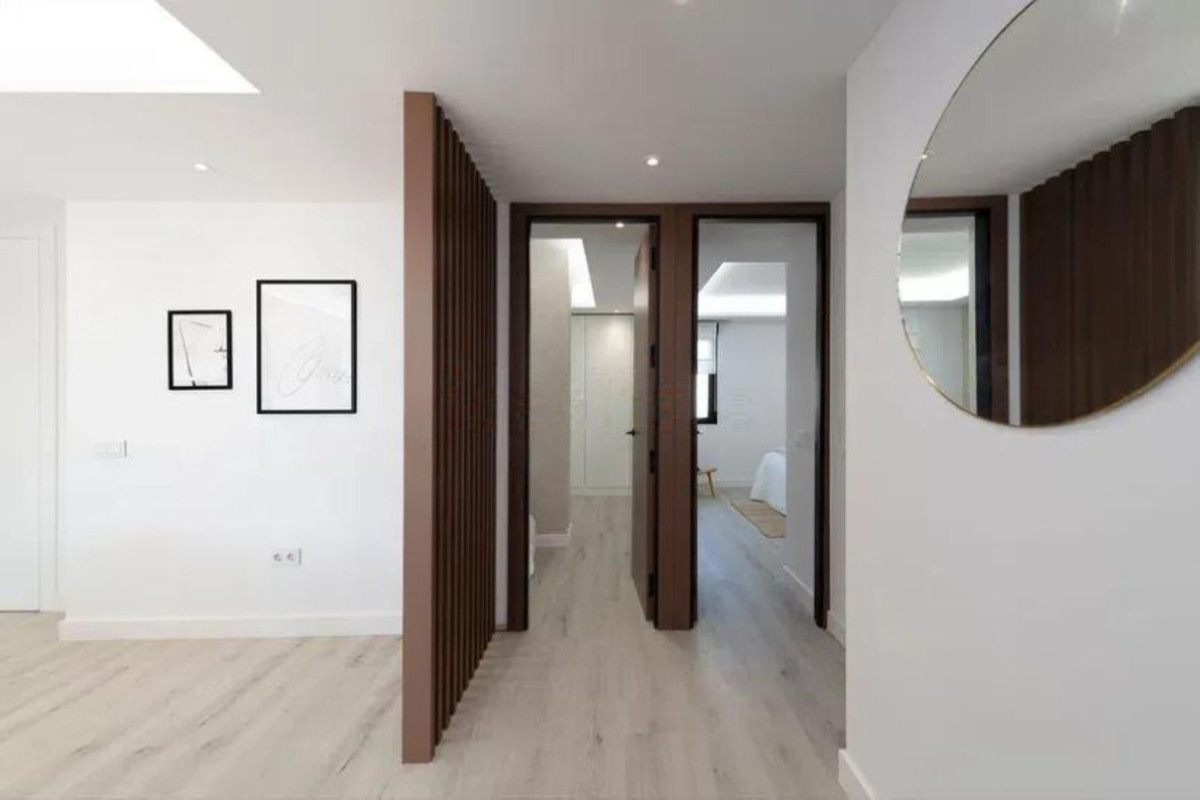 3 Bed Apartment for sale in Puerto Banús Costa Del Sol, Málaga, Spain