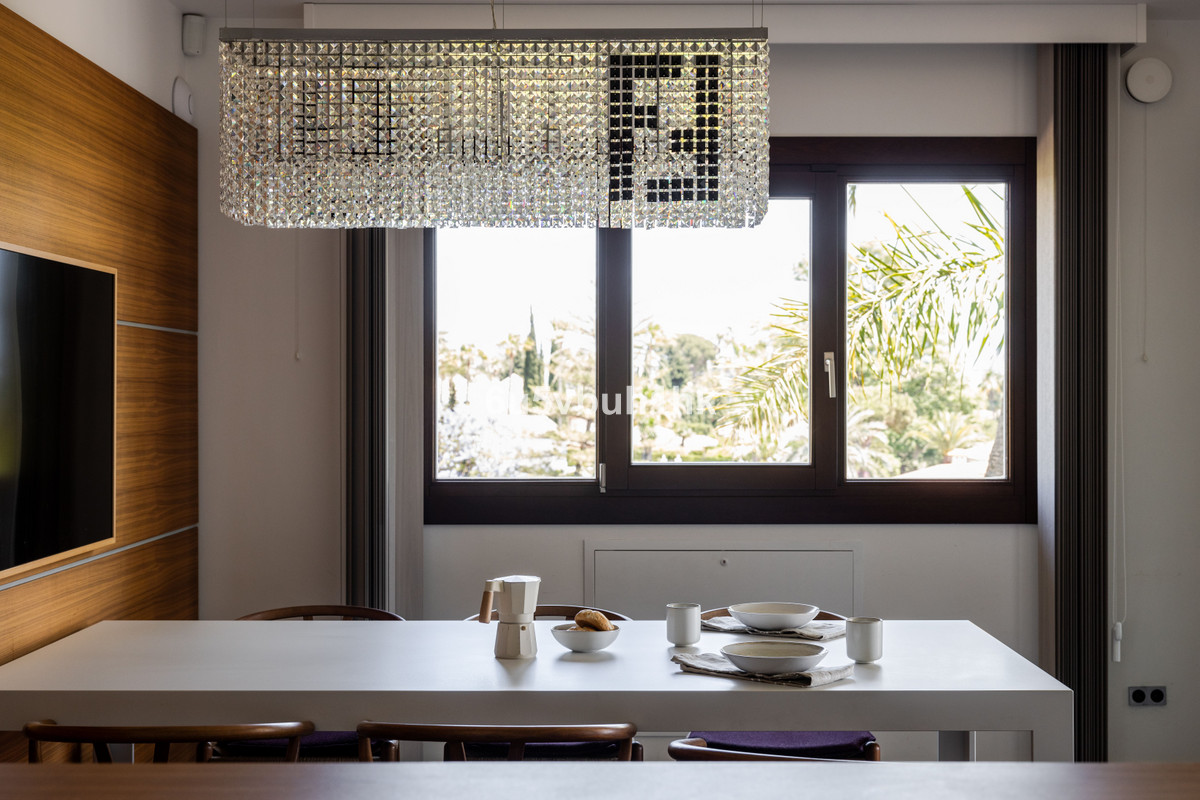 Se vende Villa - Chalet de 7 dormitorios en Costa Del Sol, Málaga, España