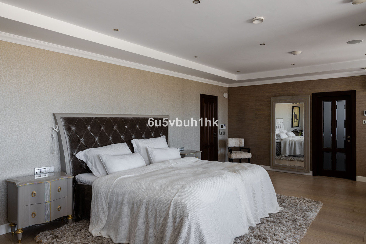 Se vende Villa - Chalet de 7 dormitorios en Costa Del Sol, Málaga, España