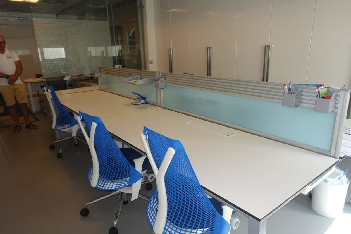 Commercial unit for sale in Puerto Banús Costa Del Sol, Málaga, Spain