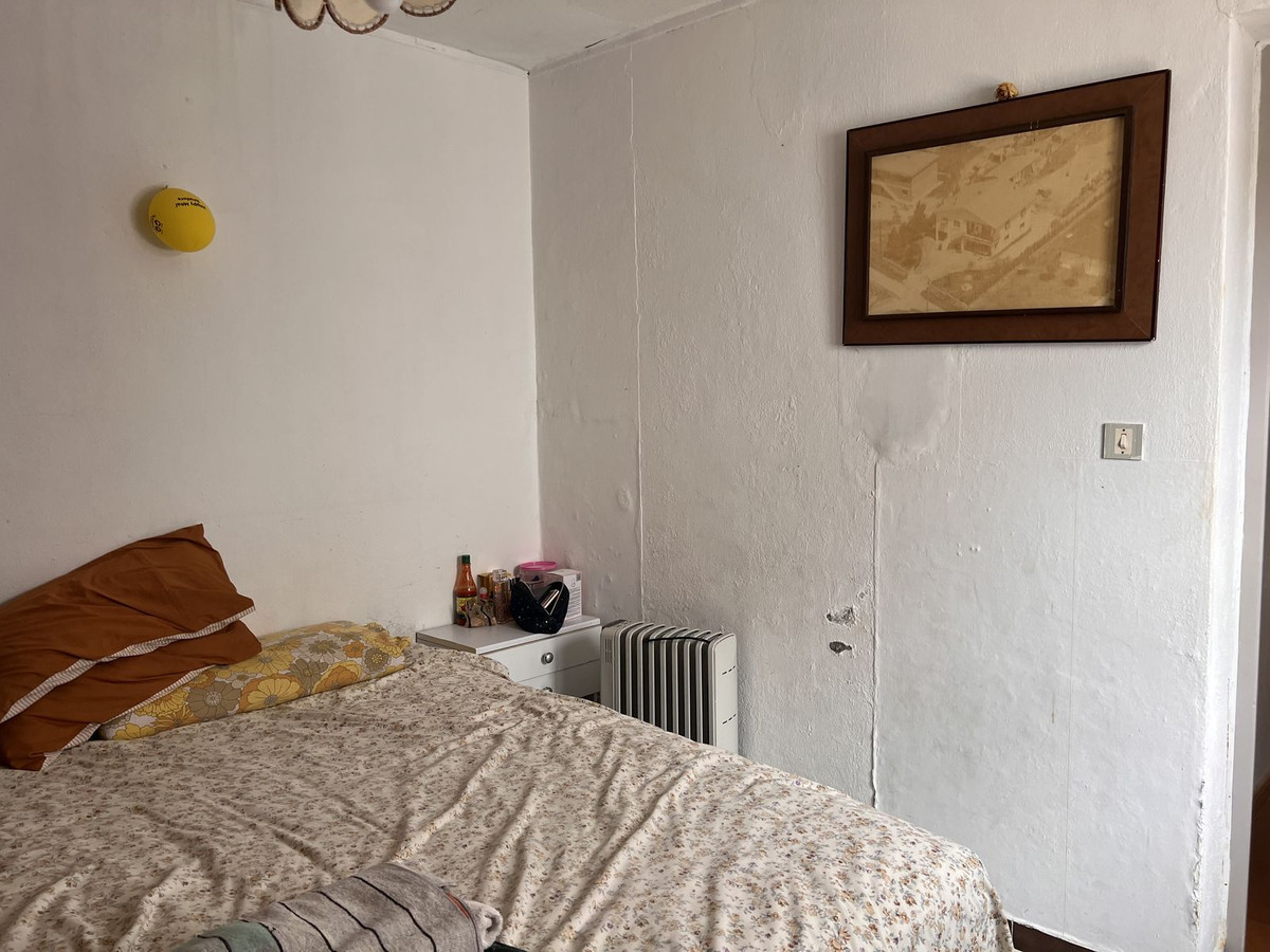 5 Bed Townhouse for sale in Selwo Costa Del Sol, Málaga, Spain