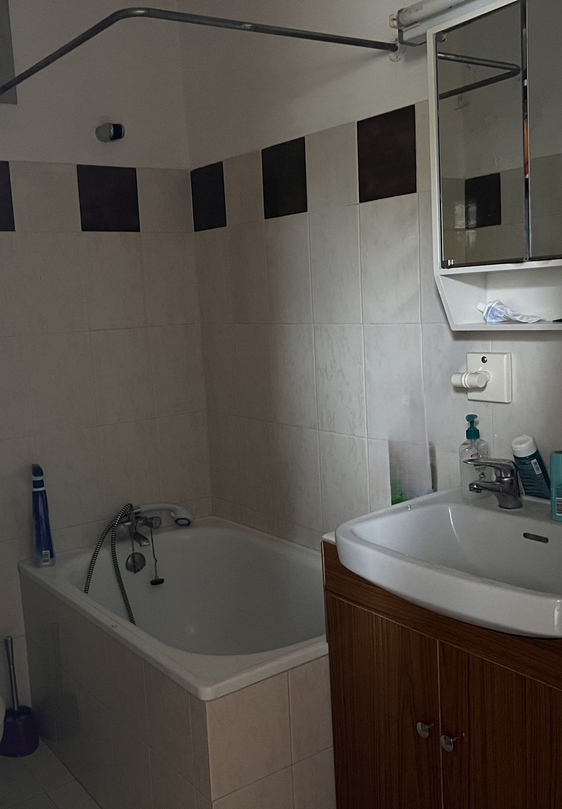 5 Bed Townhouse for sale in Selwo Costa Del Sol, Málaga, Spain