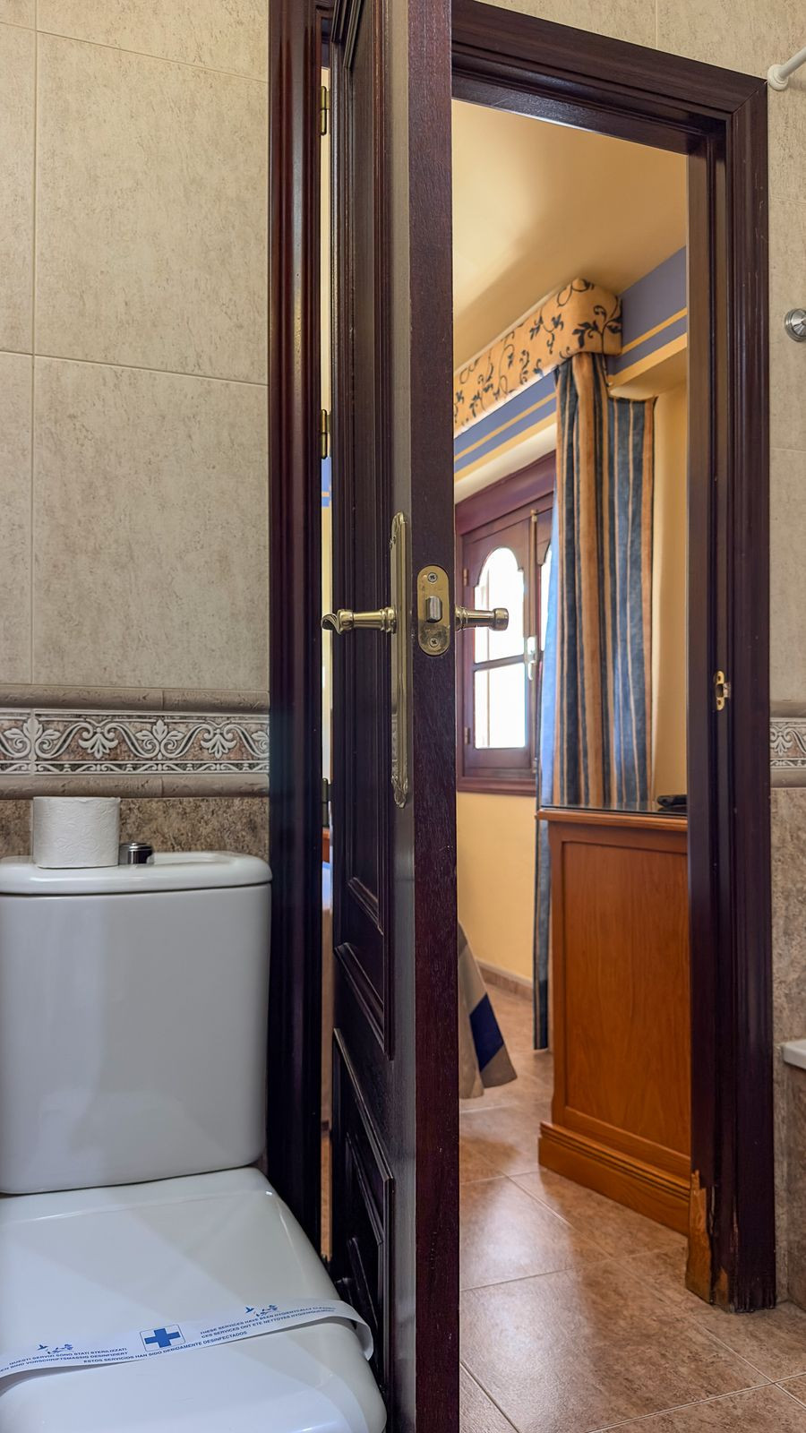 Se vende Hotel de 63 dormitorios en Costa Del Sol, Málaga, España