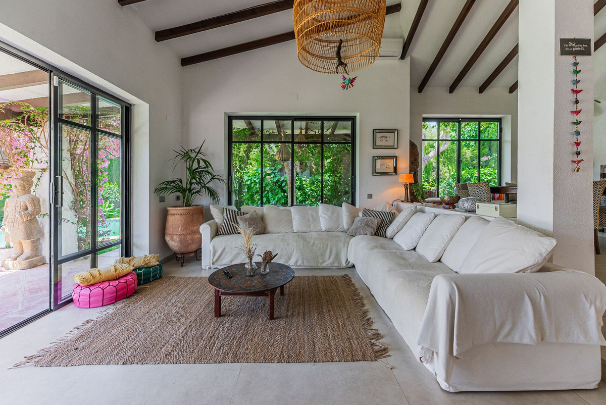 Se vende Villa - Chalet de 4 dormitorios en Costa Del Sol, Málaga, España