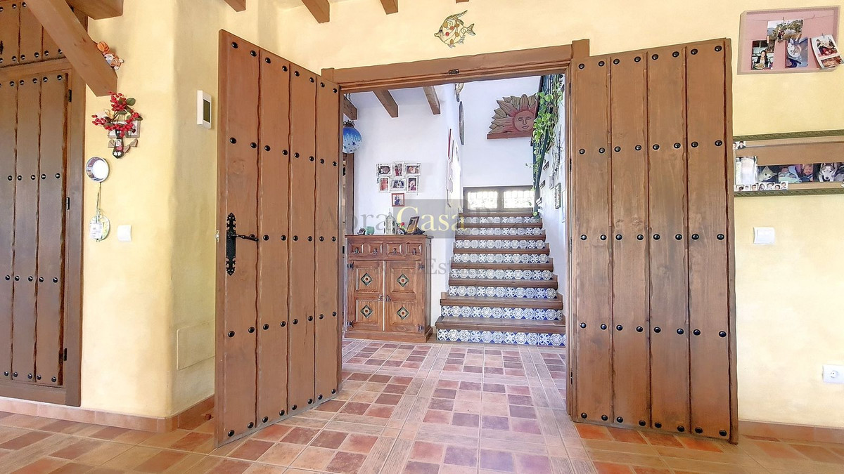 4 Bed Townhouse for sale in Canillas De Albaida Costa Del Sol East, Málaga, Spain