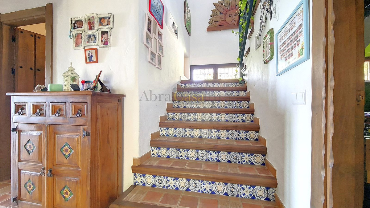 4 Bed Townhouse for sale in Canillas De Albaida Costa Del Sol East, Málaga, Spain
