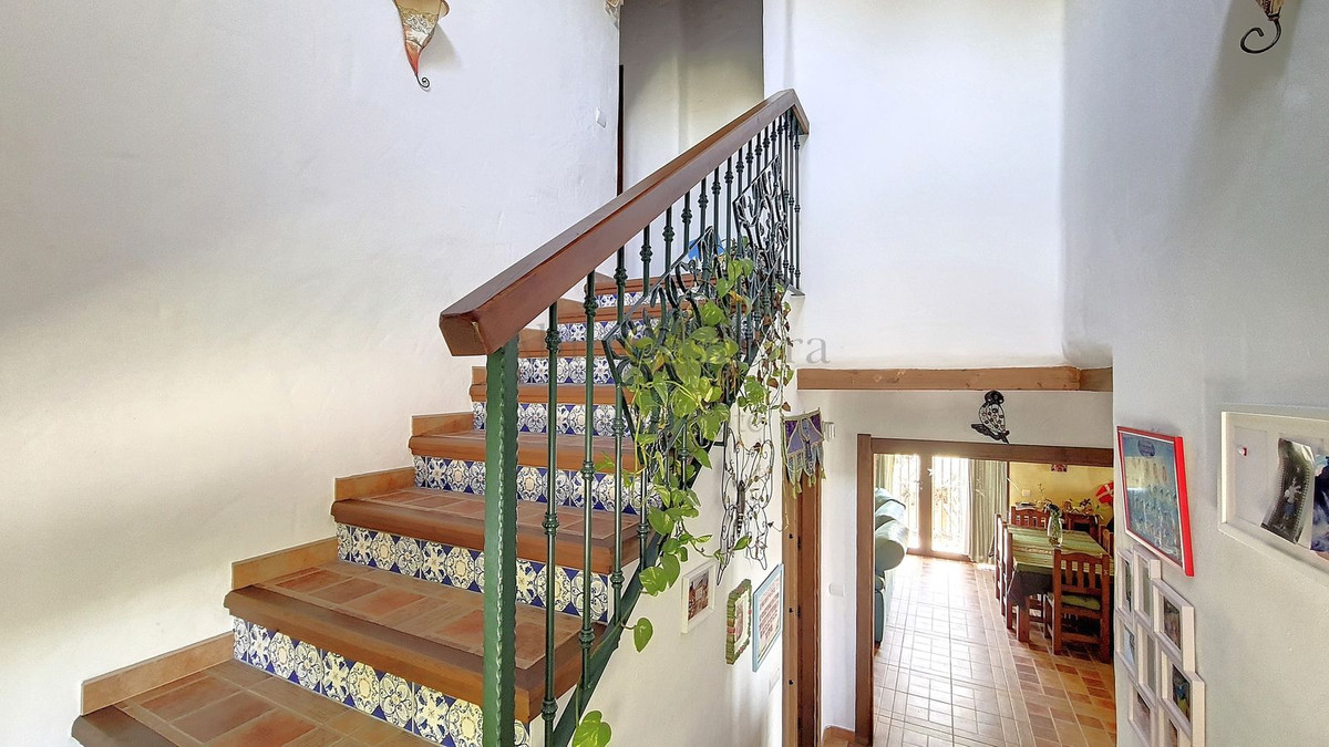 4 Bed Townhouse for sale in Canillas De Albaida Costa Del Sol East, Málaga, Spain