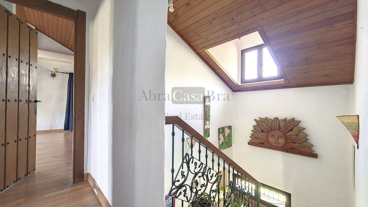 4 Bed Townhouse for sale in Canillas De Albaida Costa Del Sol East, Málaga, Spain