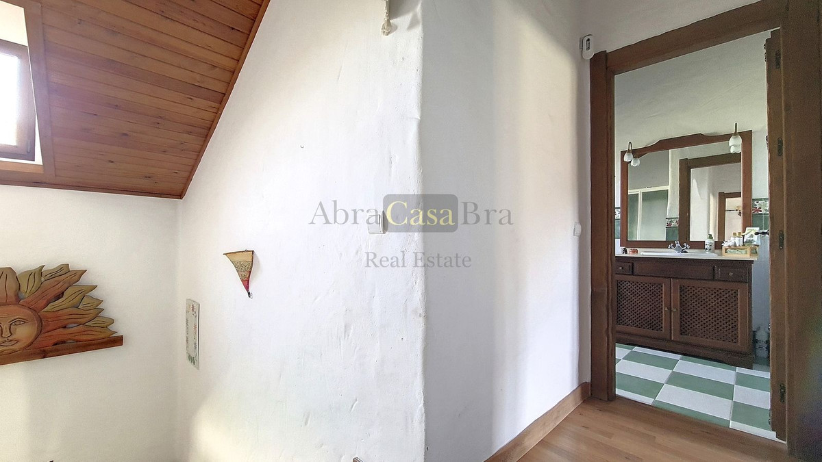 4 Bed Townhouse for sale in Canillas De Albaida Costa Del Sol East, Málaga, Spain