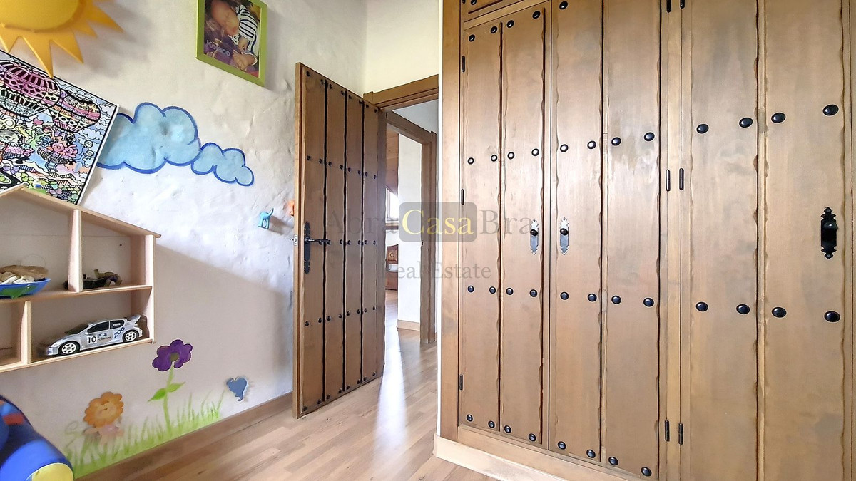 4 Bed Townhouse for sale in Canillas De Albaida Costa Del Sol East, Málaga, Spain