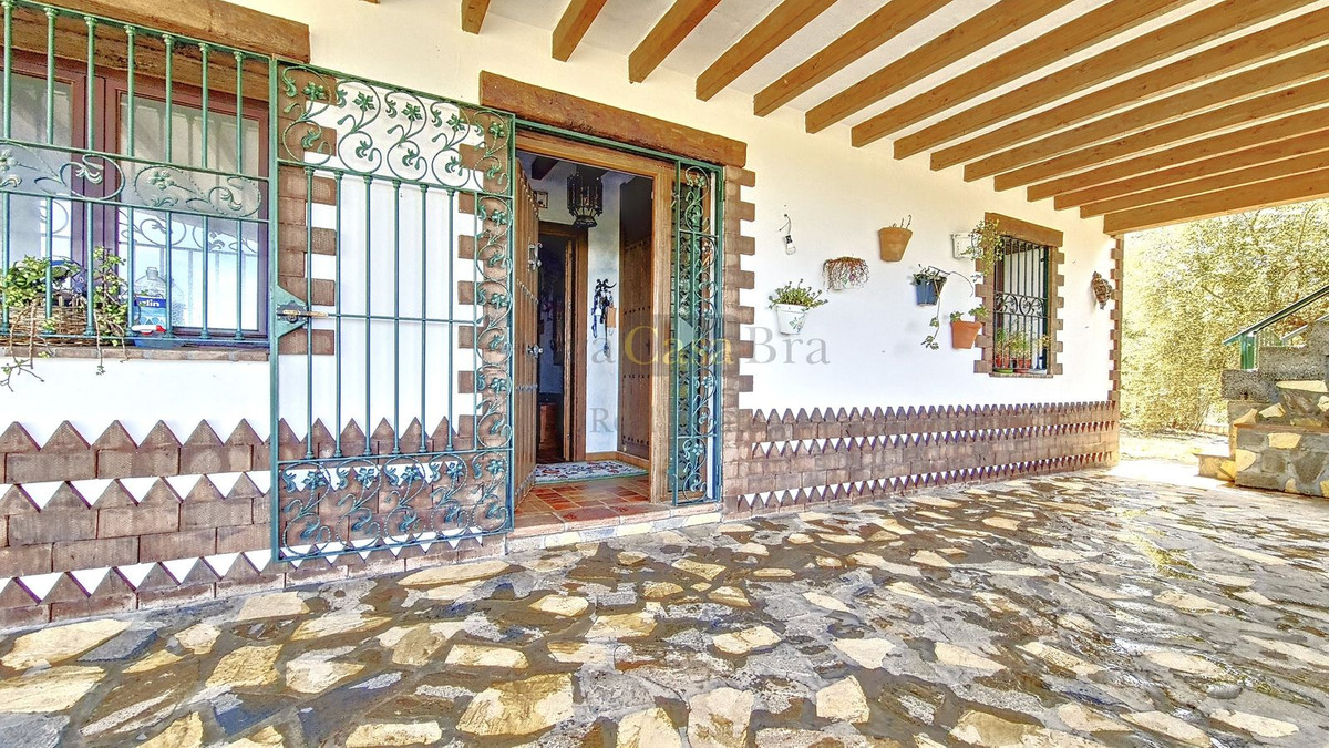 4 Bed Townhouse for sale in Canillas De Albaida Costa Del Sol East, Málaga, Spain