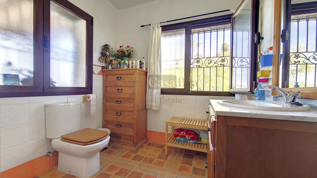 4 Bed Townhouse for sale in Canillas De Albaida Costa Del Sol East, Málaga, Spain