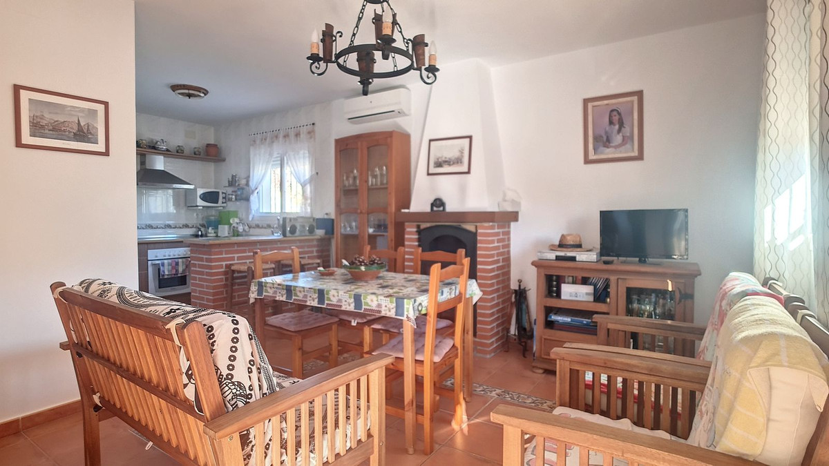 3 Bed Townhouse for sale in Corumbela Costa Del Sol East, Málaga, Spain