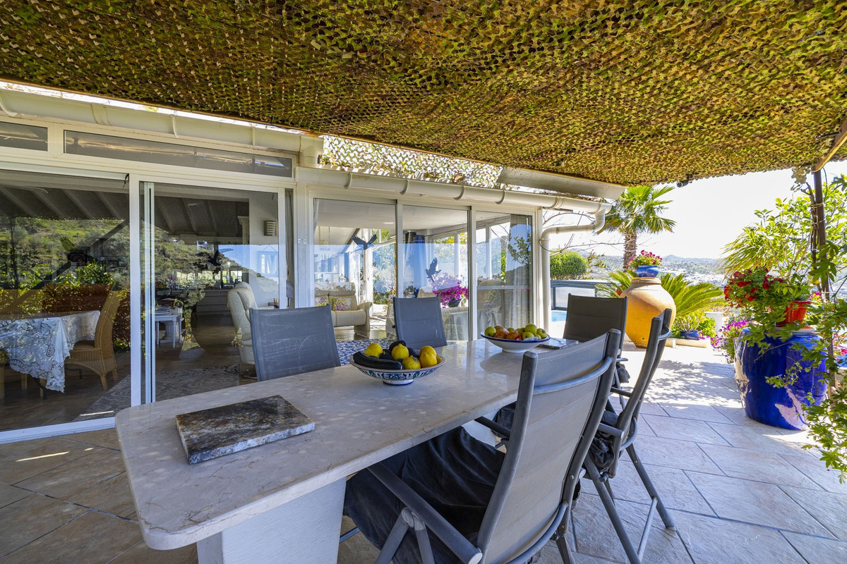 Se vende Villa - Chalet de 3 dormitorios en Costa Del Sol East, Málaga, España