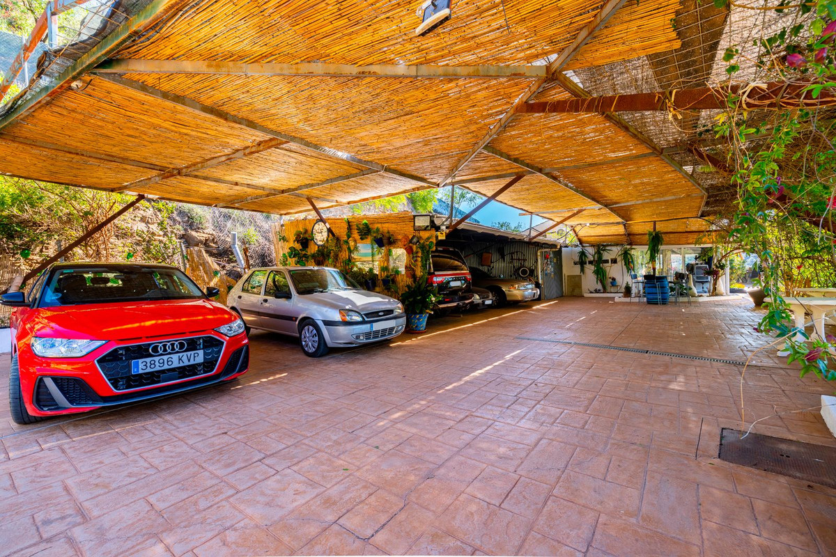 Se vende Villa - Chalet de 3 dormitorios en Costa Del Sol East, Málaga, España