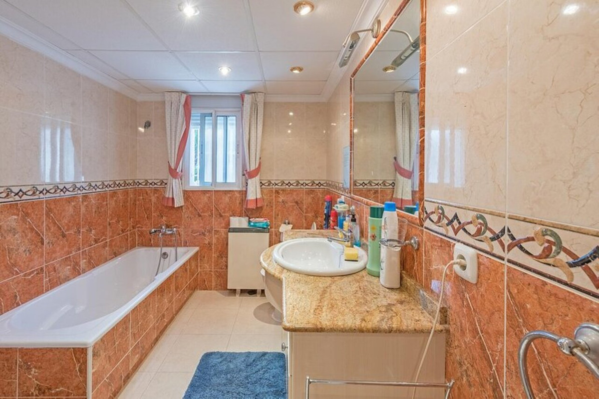 4 Bed Townhouse for sale in La Murada Costa Blanca, Alicante, Spain