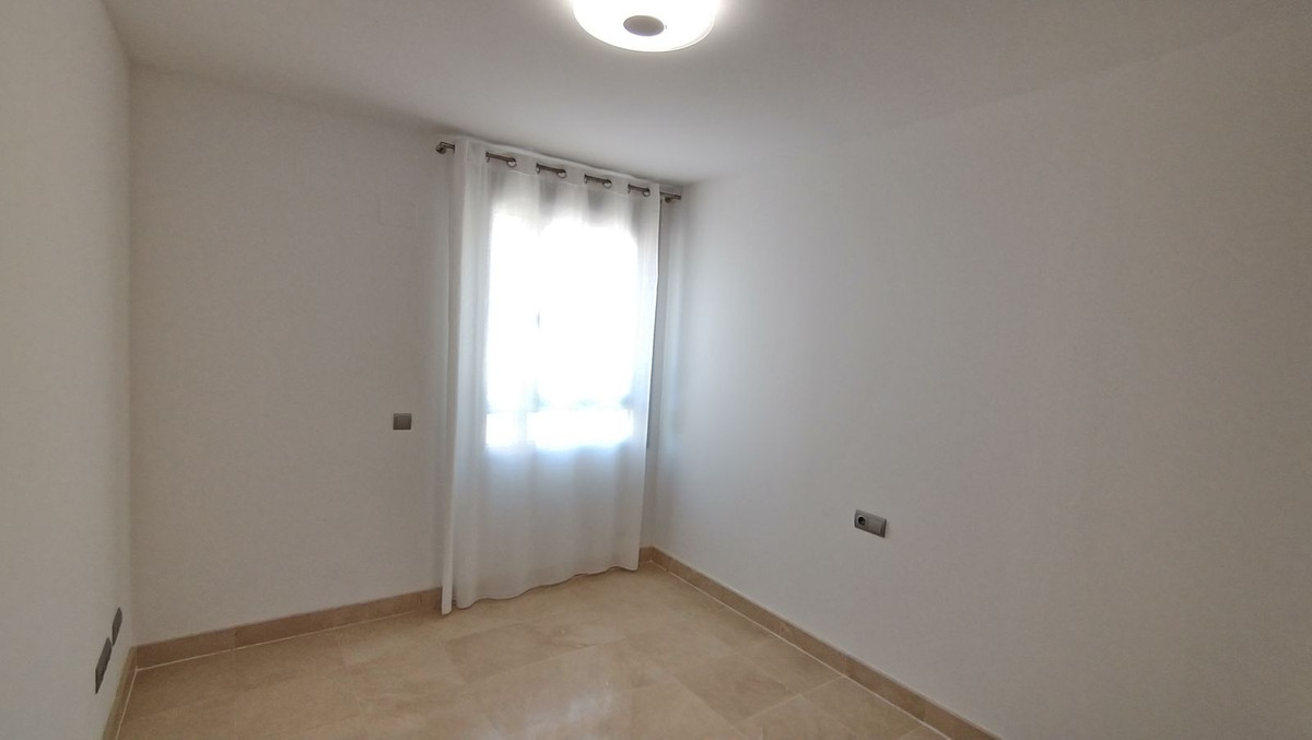 3 Bed Apartment for sale in San Pedro De Alcántara Costa Del Sol, Málaga, Spain