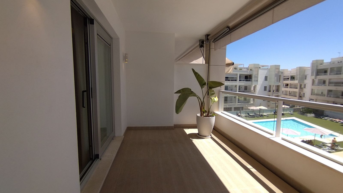 3 Bed Apartment for sale in San Pedro De Alcántara Costa Del Sol, Málaga, Spain