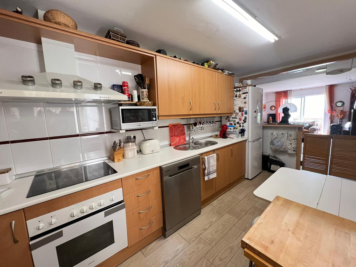 Se vende Apartamento Planta Media de 3 dormitorios en Costa Del Sol, Málaga, España