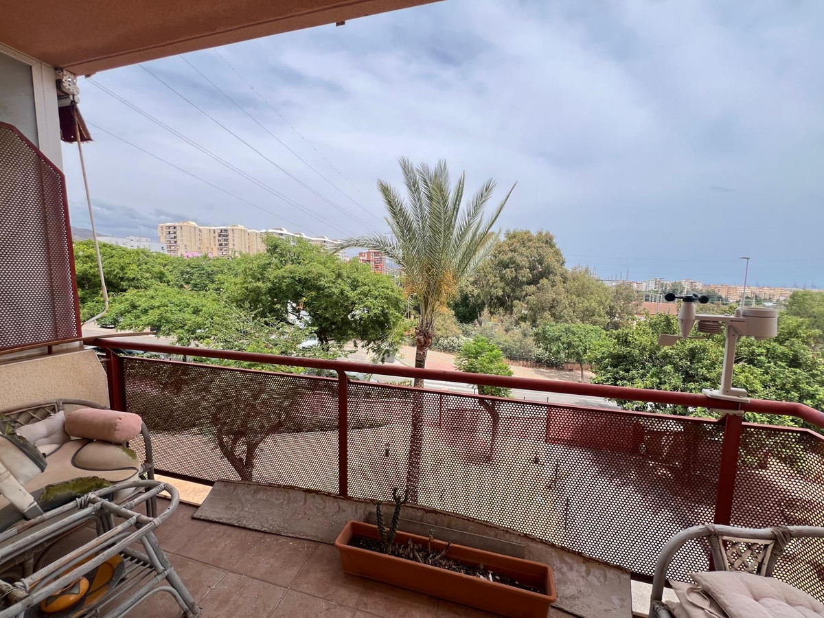 Se vende Apartamento Planta Media de 3 dormitorios en Costa Del Sol, Málaga, España
