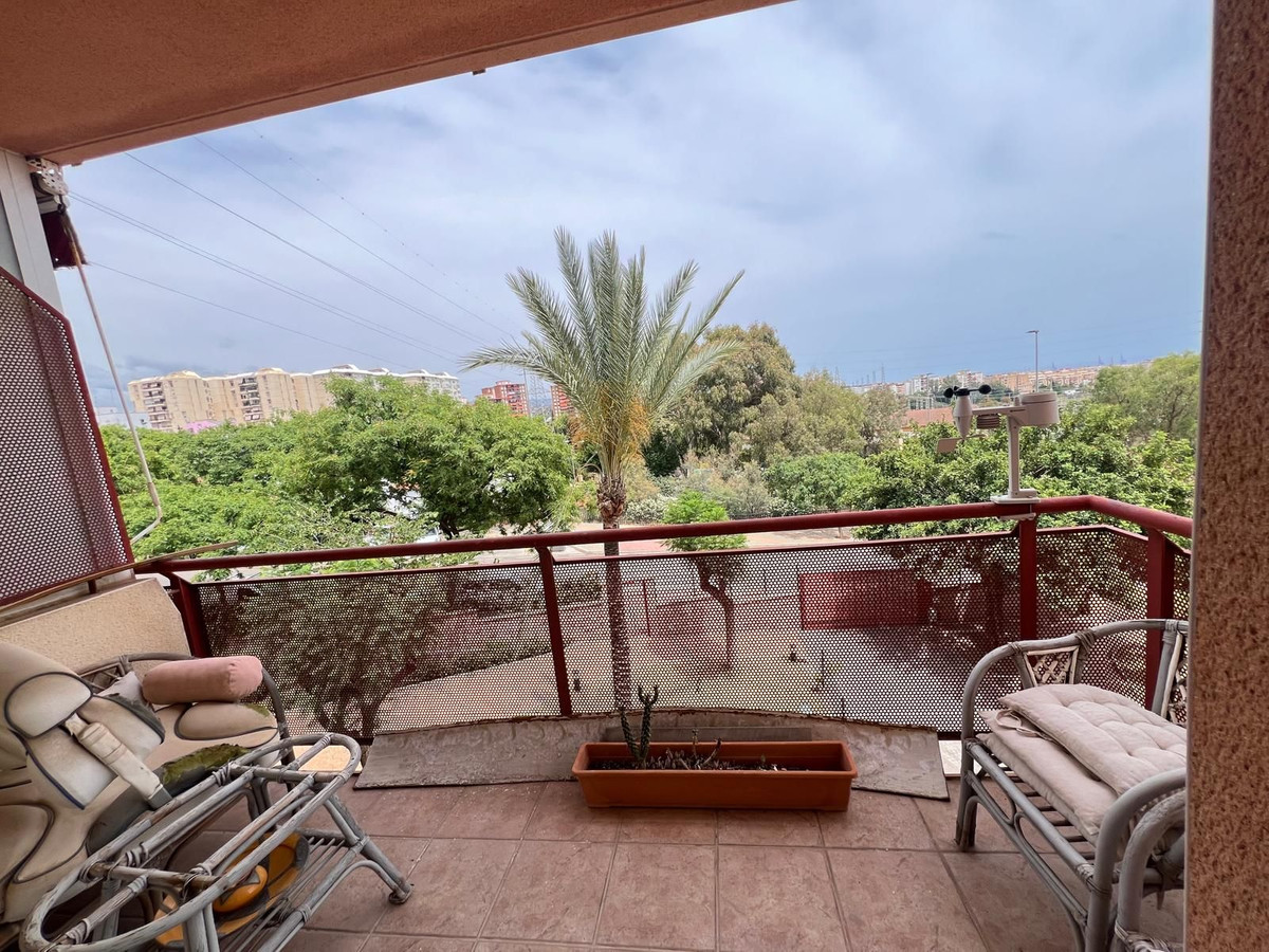 Se vende Apartamento Planta Media de 3 dormitorios en Costa Del Sol, Málaga, España