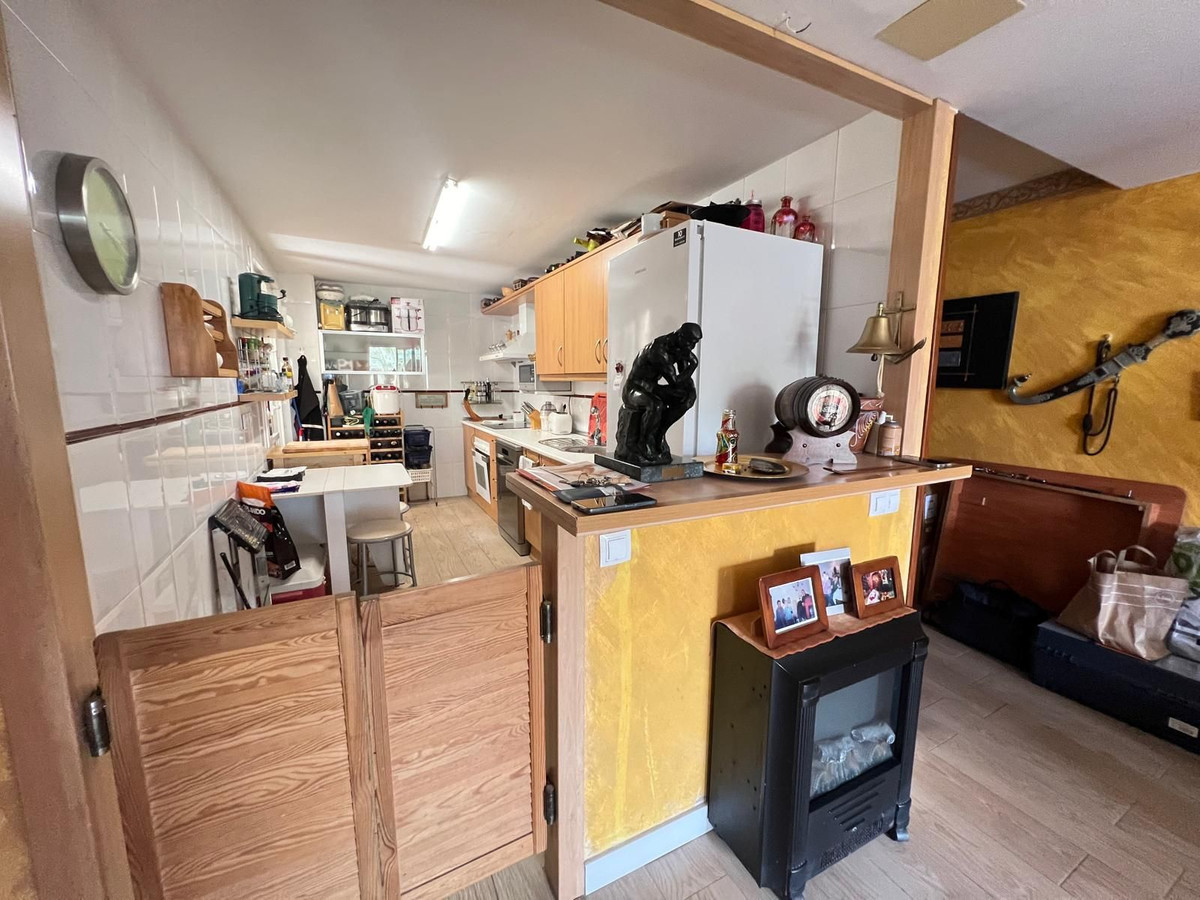 Se vende Apartamento Planta Media de 3 dormitorios en Costa Del Sol, Málaga, España