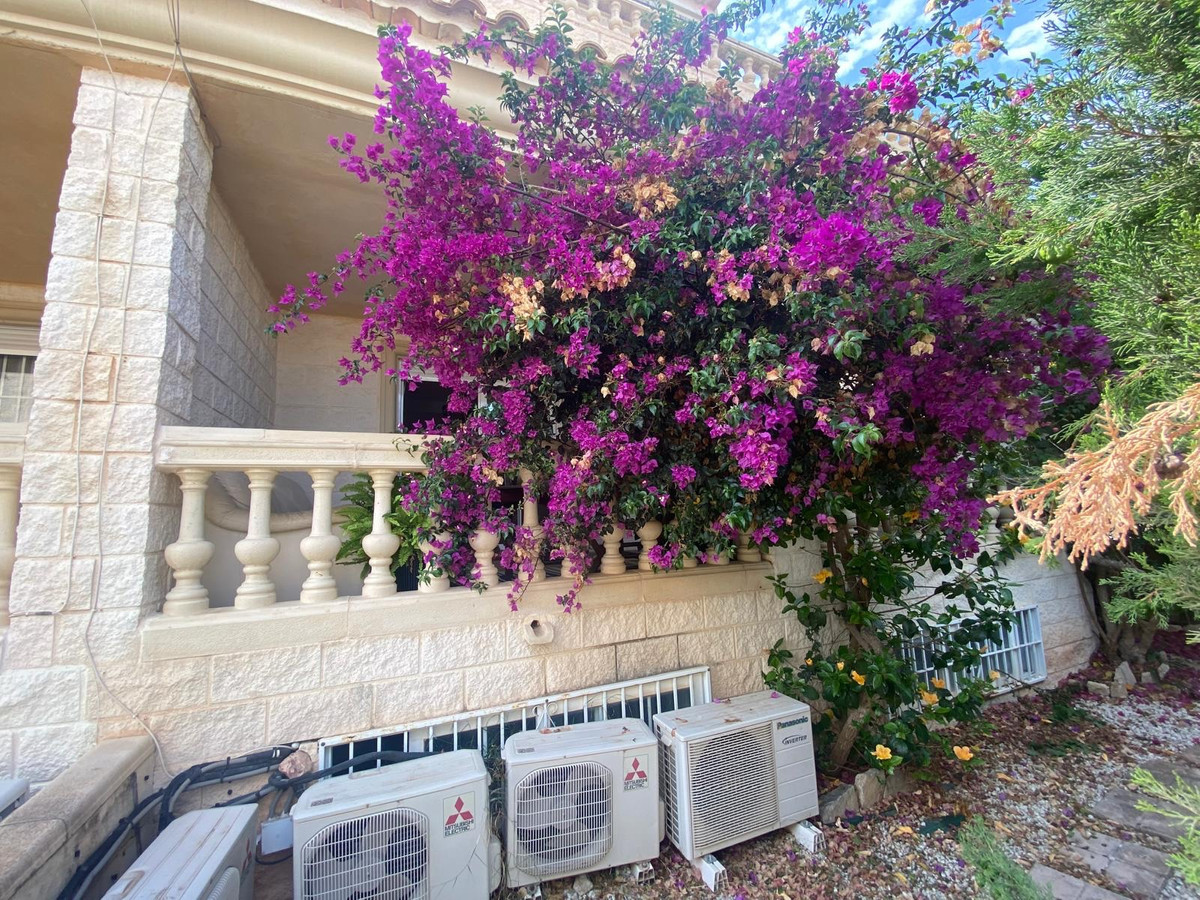 4 Bed Townhouse for sale in Albir Costa Blanca, Alicante, Spain