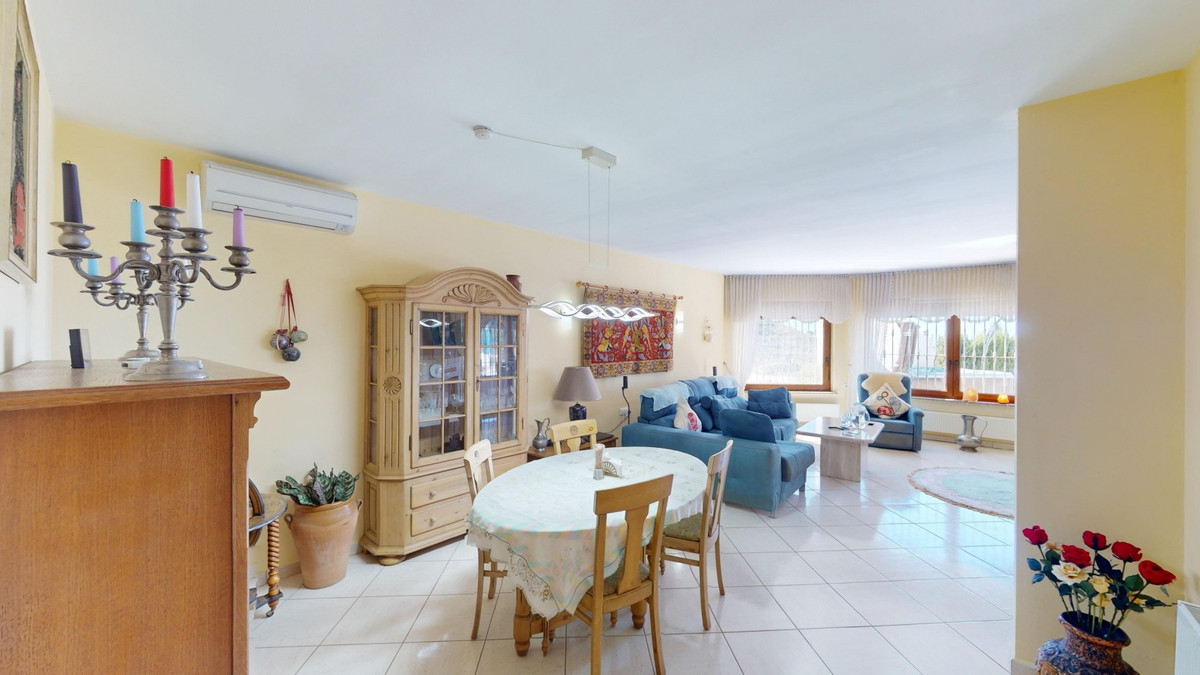 7 Bed Townhouse for sale in Iznate Costa Del Sol East, Málaga, Spain