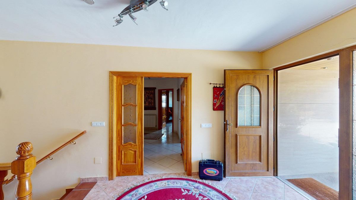 7 Bed Townhouse for sale in Iznate Costa Del Sol East, Málaga, Spain