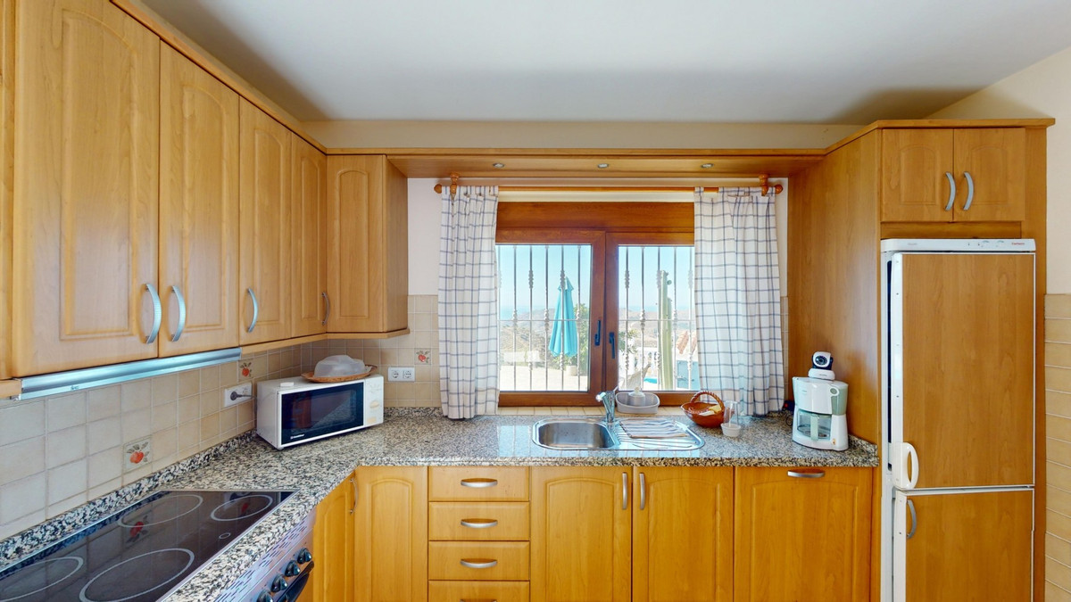 7 Bed Townhouse for sale in Iznate Costa Del Sol East, Málaga, Spain