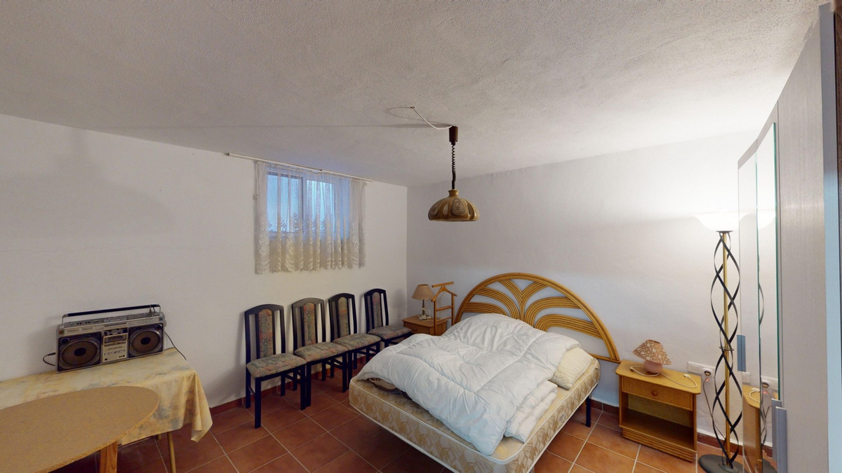 7 Bed Townhouse for sale in Iznate Costa Del Sol East, Málaga, Spain