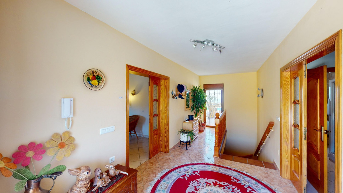 7 Bed Townhouse for sale in Iznate Costa Del Sol East, Málaga, Spain