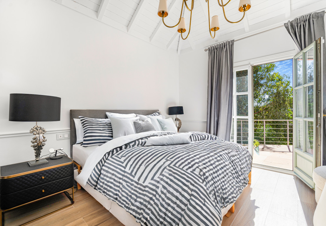 Se vende Villa - Chalet de 6 dormitorios en Costa Del Sol, Málaga, España