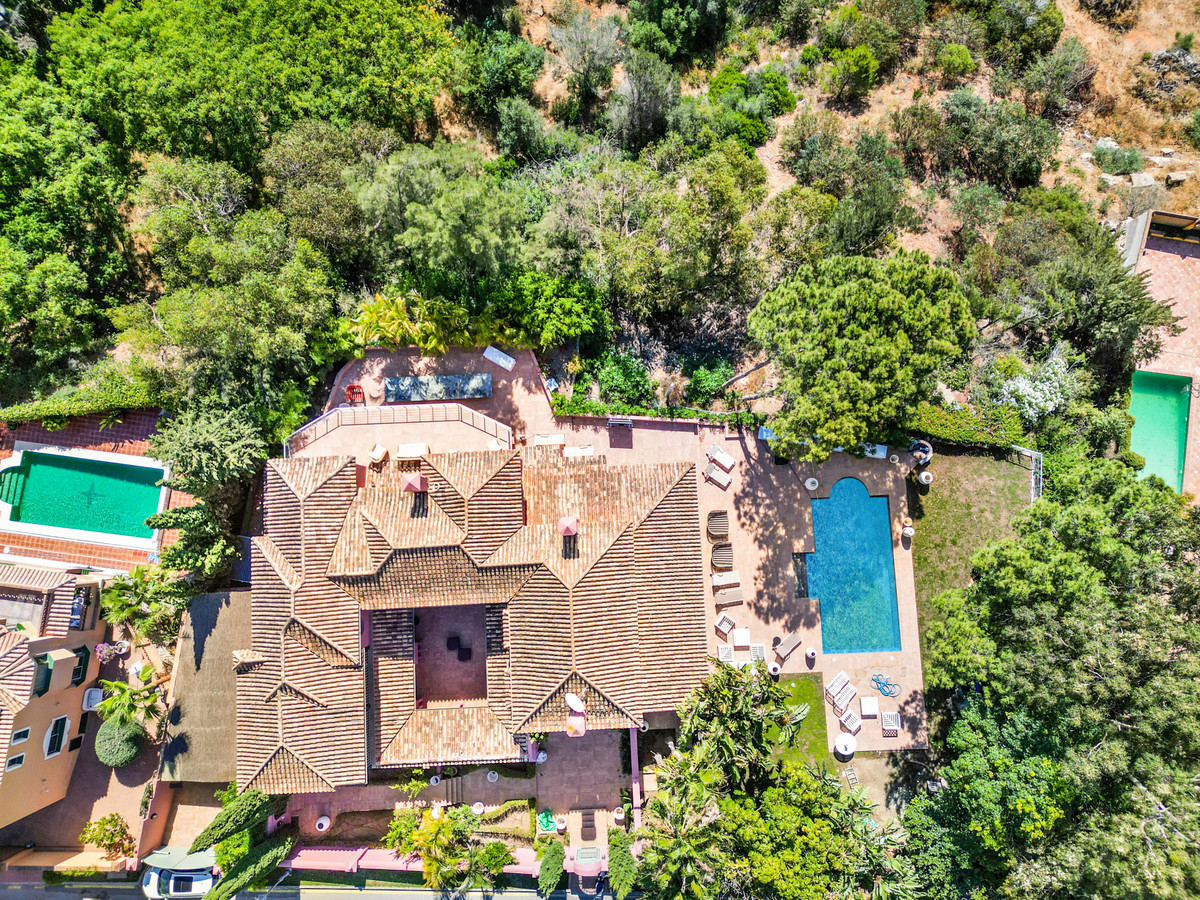 Se vende Villa - Chalet de 6 dormitorios en Costa Del Sol, Málaga, España