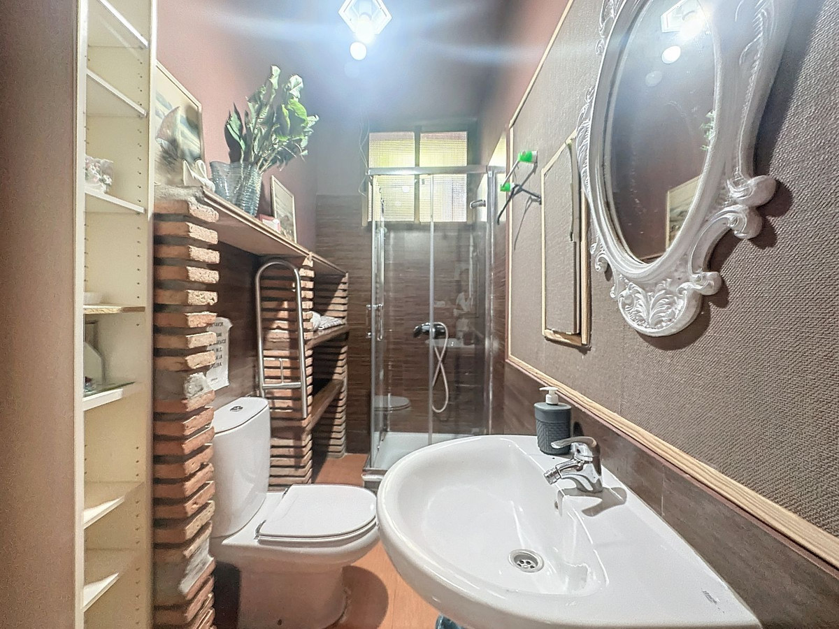 5 Bed Townhouse for sale in Monda Costa Del Sol, Málaga, Spain