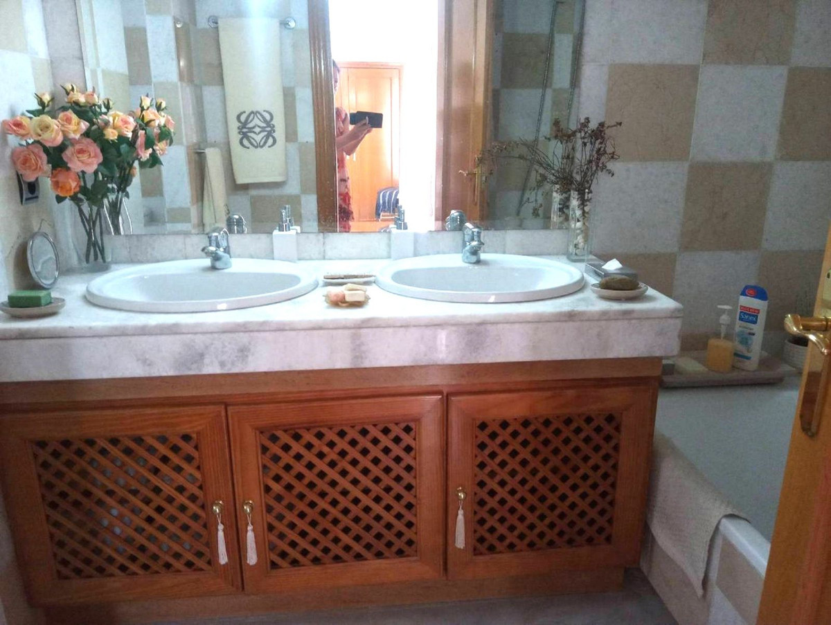 3 Bed Townhouse for sale in The Golden Mile Costa Del Sol, Málaga, Spain